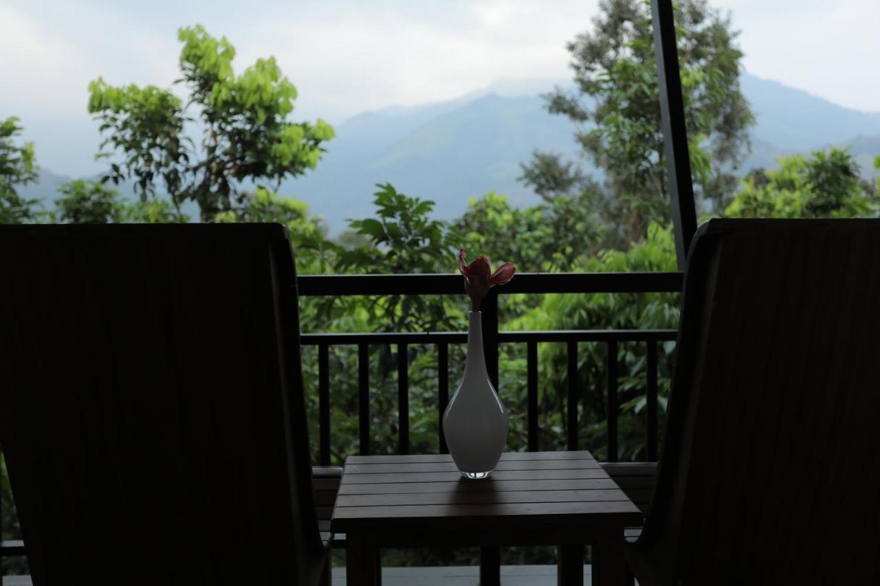 Hotel Sattva-The Awakening Garden Kakkadampoyil Exterior foto